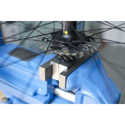 Soporte Para Morza Sujecion Eje Pedal Y Ruedas Unior 1639/2
