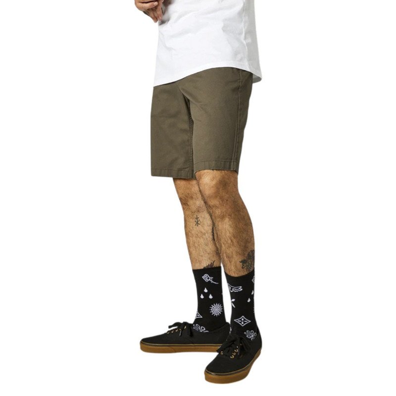Indumentaria Bermudas Casual Fox Essex 2.0 Short Original